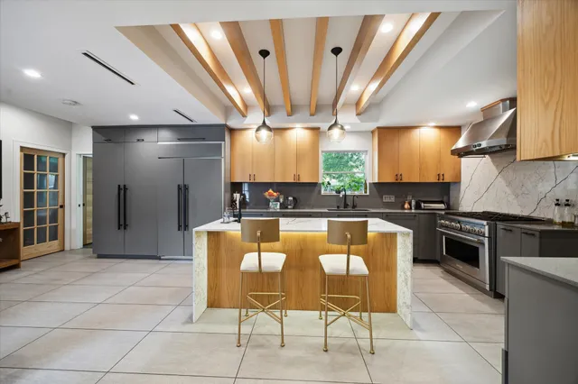 $1,049,000 | 1902 Chimney Rock Road, Houston, TX 77057