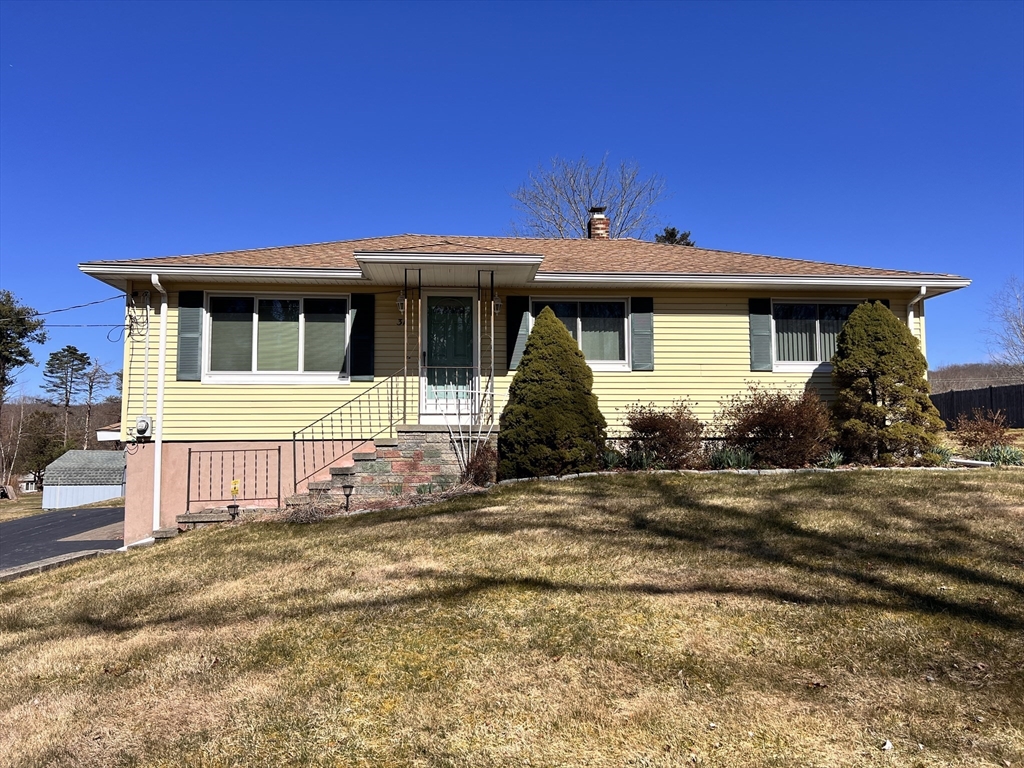 31 Upper Gore Road Webster, MA 01570 - Photo 2 of 33 a view of a house with a yard