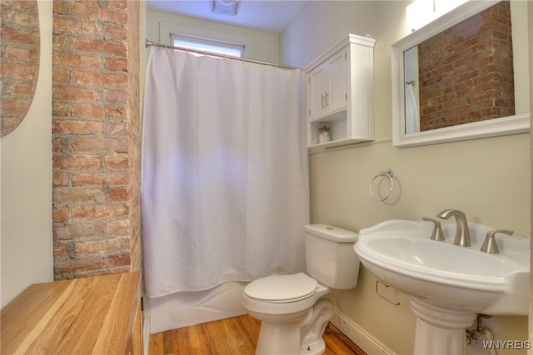 56 Irving Place Buffalo, NY 14201 - Photo 23 of 46