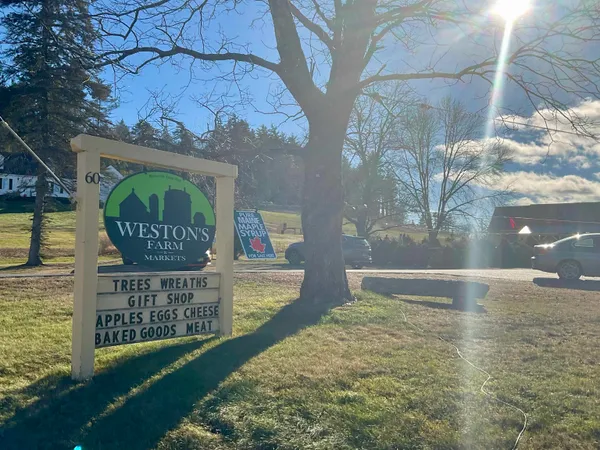 $360,000 | 38 Webster Road, Unit 14B, Conway, NH 03813