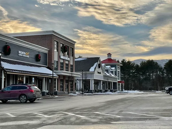 $360,000 | 38 Webster Road, Unit 14B, Conway, NH 03813
