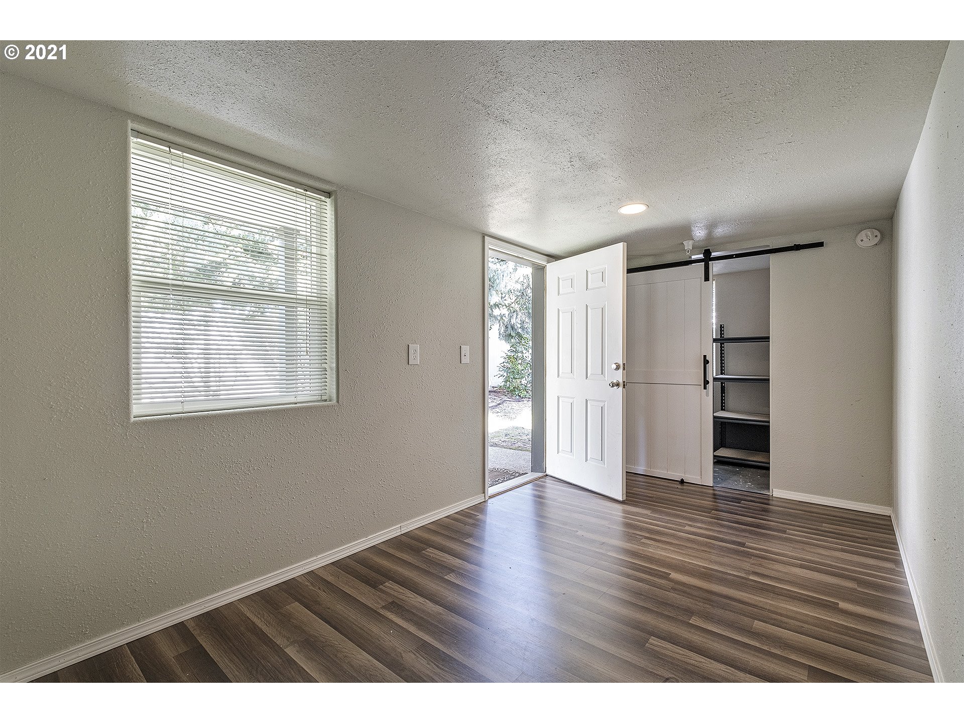 13950 Southwest Scholls Ferry Road, Unit 103 Beaverton, OR 97007 - Photo 23 of 26 Gallery Image 23