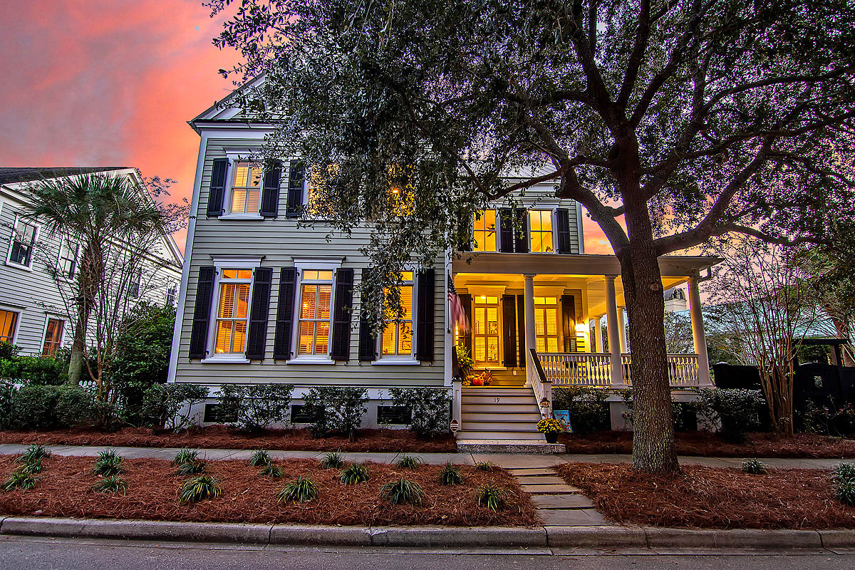 19 Perseverance Street Mount Pleasant, SC 29464 - Photo 6 of 83 CREM_19 Perseverance Street twilight_003