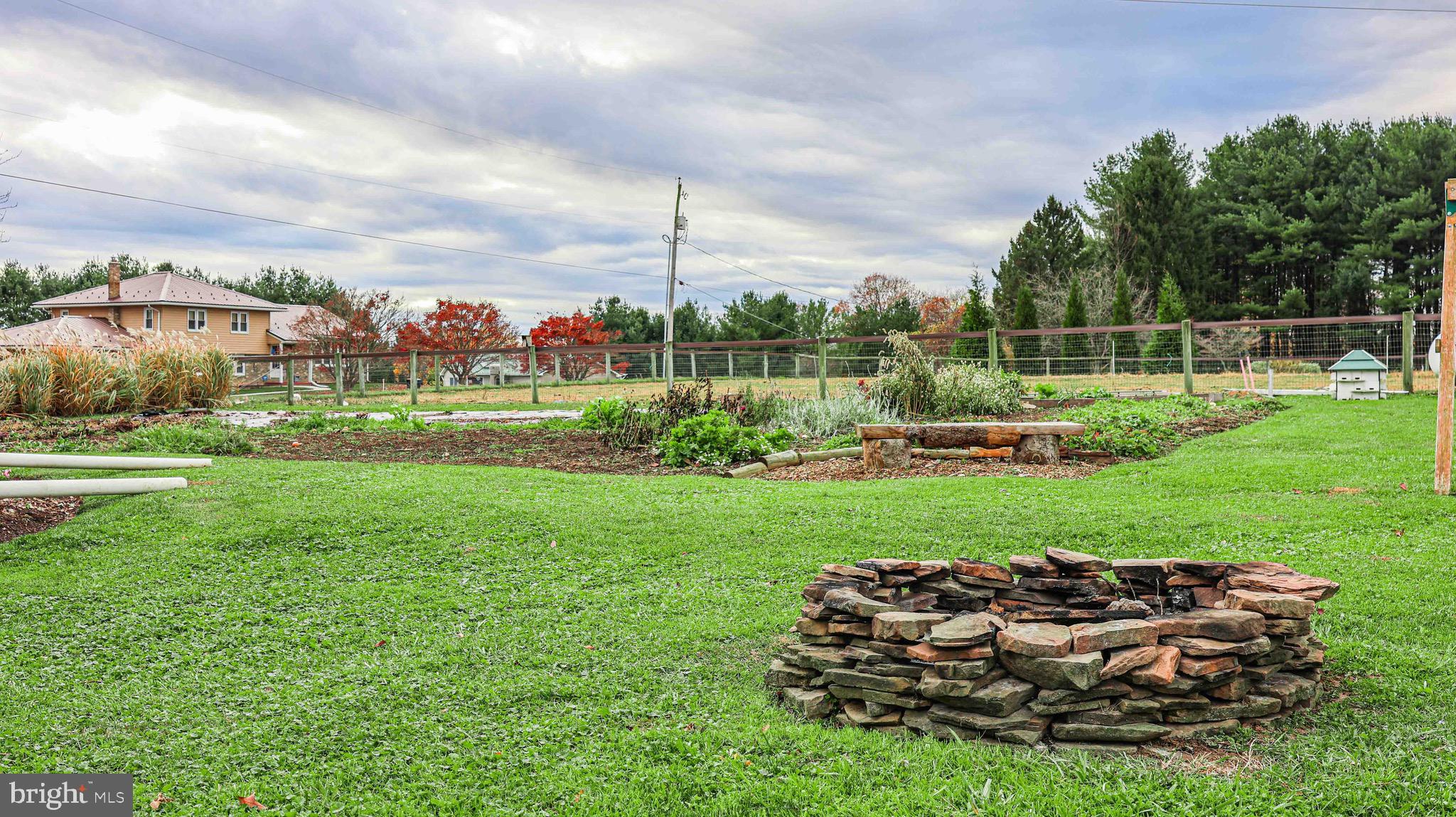 54 Mitchell Road Airville, PA 17302 - Photo 9 of 35 a garden view with a sitting space