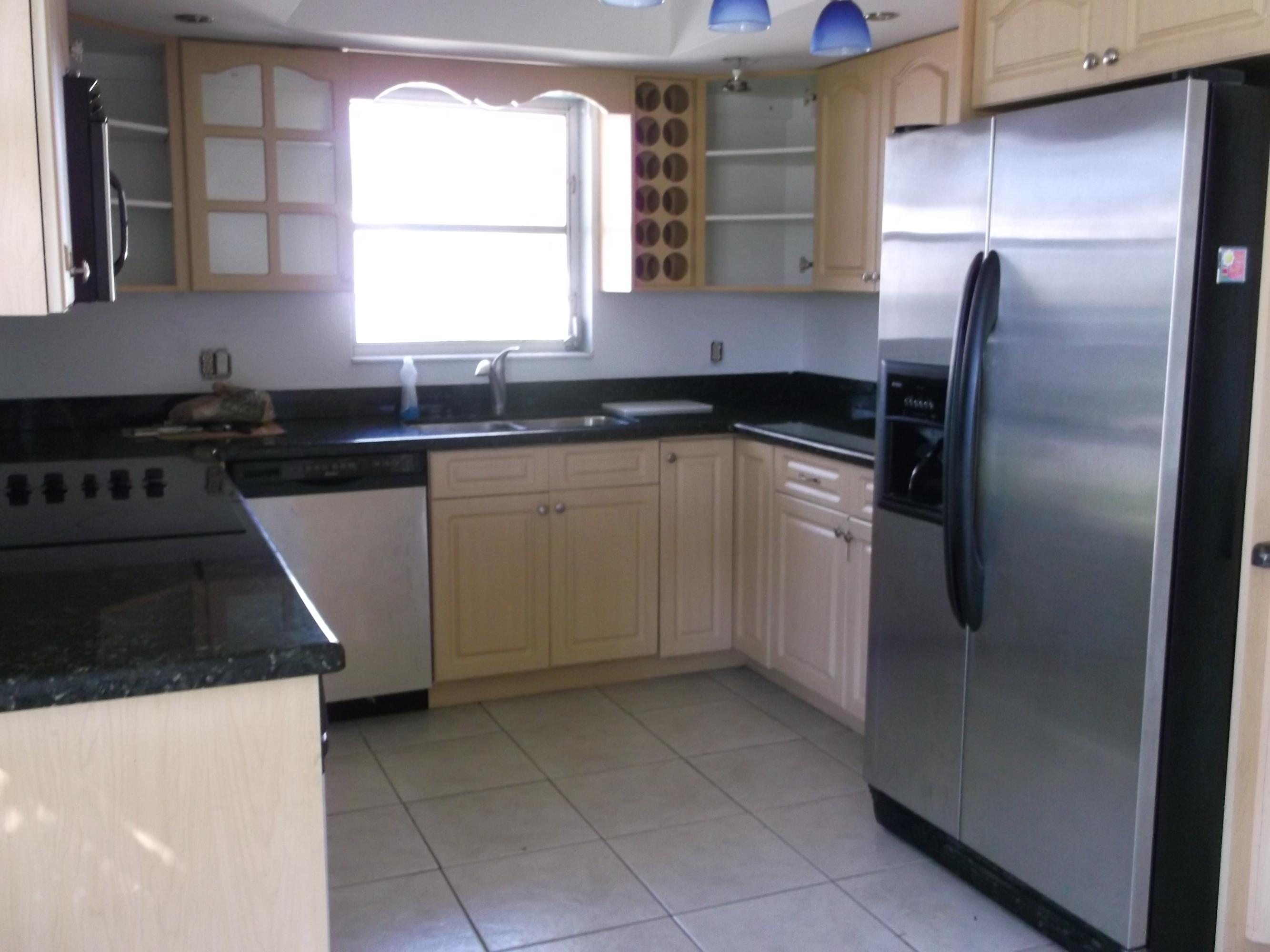 647 S Road Boynton Beach, FL 33435 - Photo 14 of 20 DSCF0726
