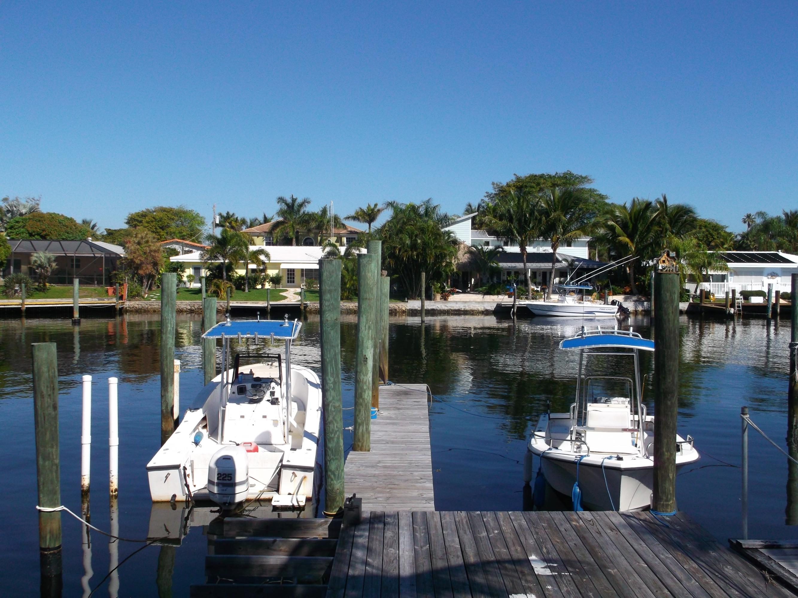 647 S Road Boynton Beach, FL 33435 - Photo 3 of 20 DSCF0738