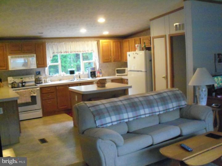 924 Saltere Road Clayton, DE 19938 - Photo 9 of 12 Gallery Image 9