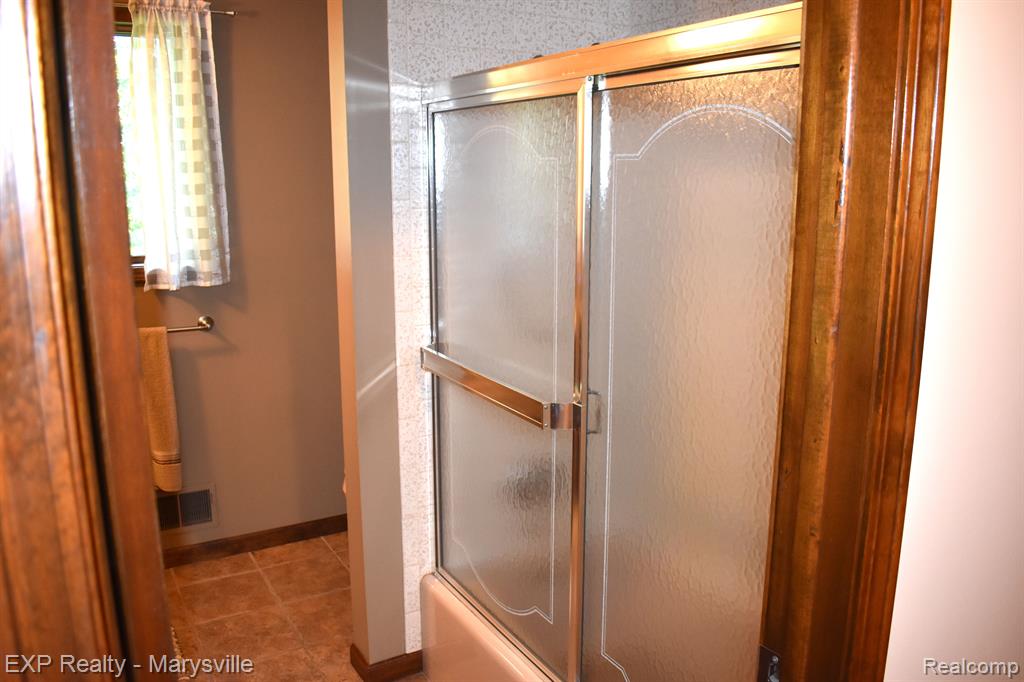13448 Bryce Road Emmett, MI 48022 - Photo 17 of 30