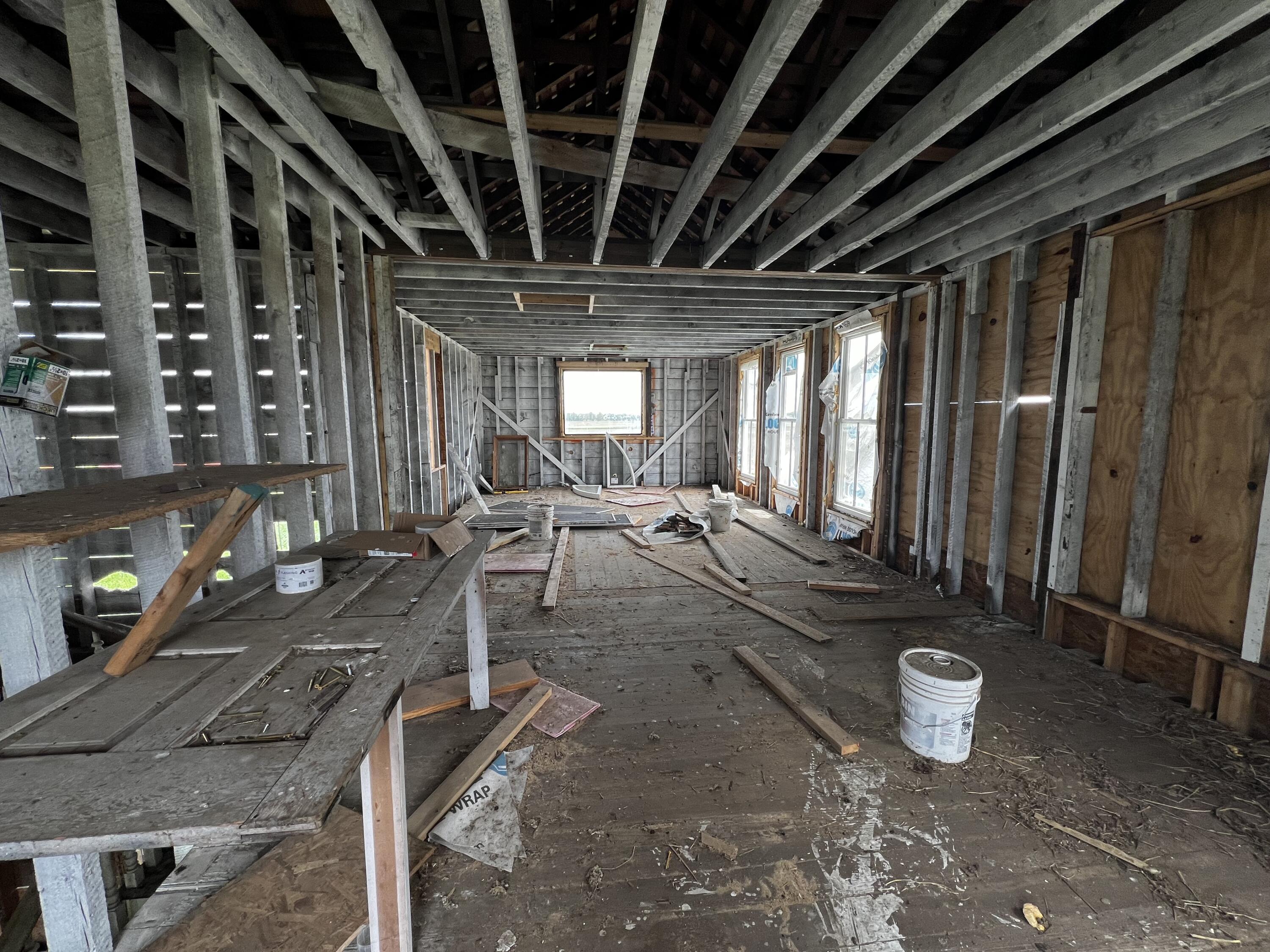 569 South 100 West Rensselaer, IN 47978 - Photo 12 of 21 a view of a room with gym equipment