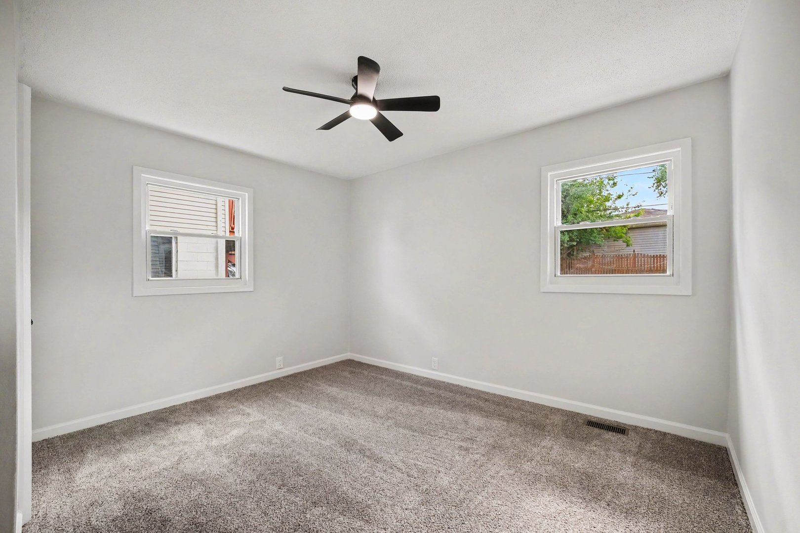 338 Hickory Avenue Romeoville, IL 60446 - Photo 11 of 14