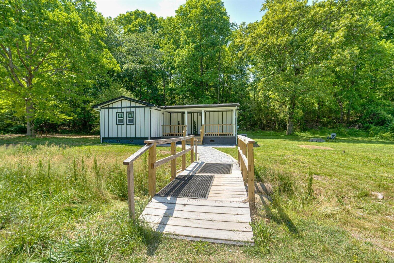 7226 Taylor Road Harrison, TN 37341 - Photo 2 of 28 02-7226 Taylor Rd-2