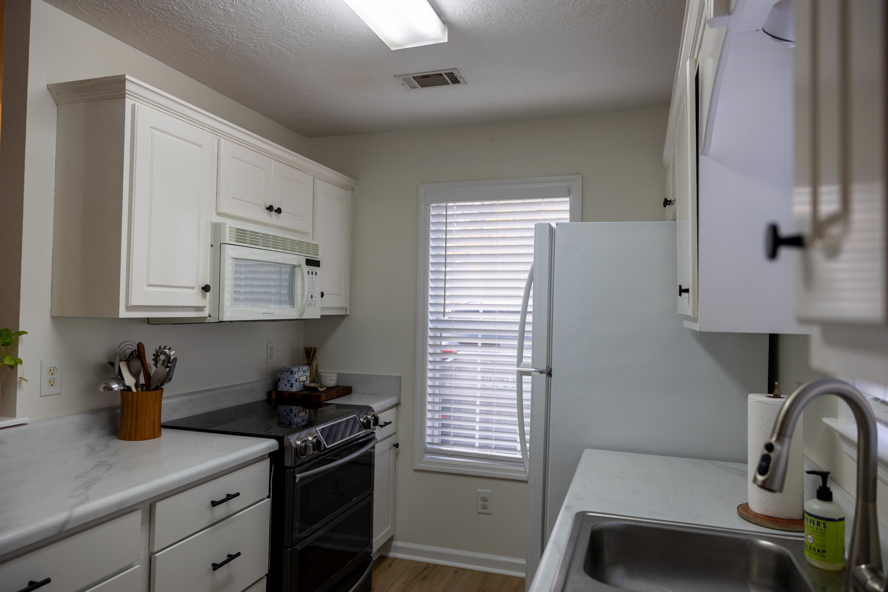 2205 Bridgeton Road Augusta, GA 30909 - Photo 8 of 22 20251122-6O2A6945