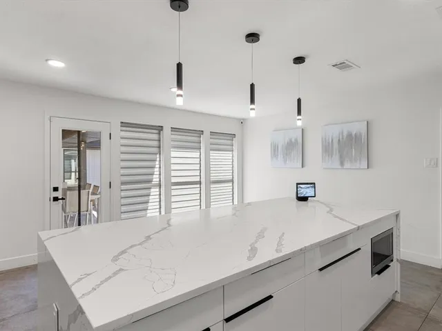 $7,500 | 16825 Park Hill Drive, Dallas, TX 75248