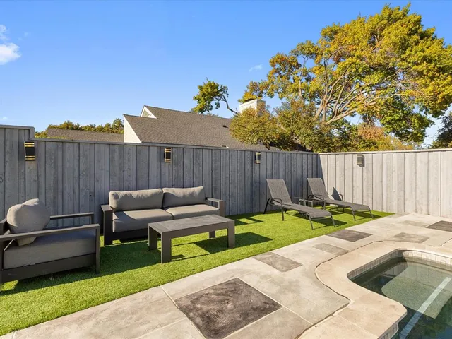 $7,500 | 16825 Park Hill Drive, Dallas, TX 75248