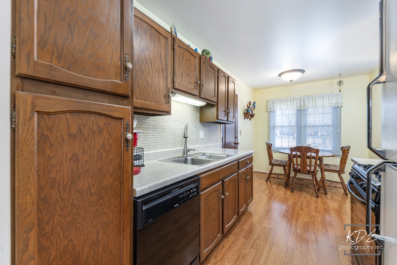 333 Pearson Circle Naperville, IL 60563 - Photo 9 of 44