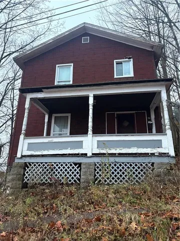 $25,000 | 621 Hillside Avenue, Franklin, PA 16323