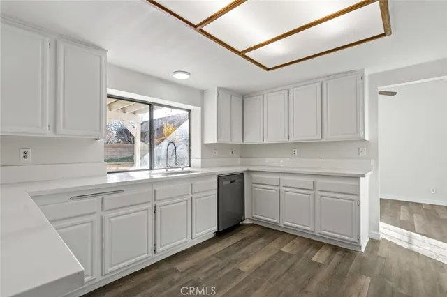 $528,000 | 3212 West W Avenue, Lancaster, CA 93536