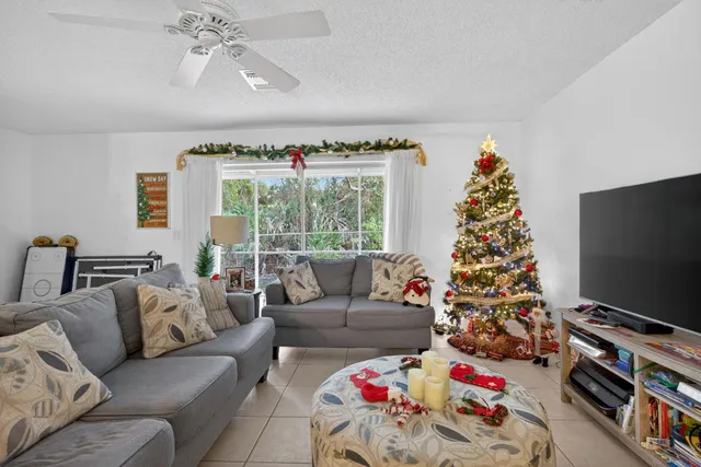 $3,150 | 105 Wooden Mill Terrace, Unit 105, Jupiter, FL 33458