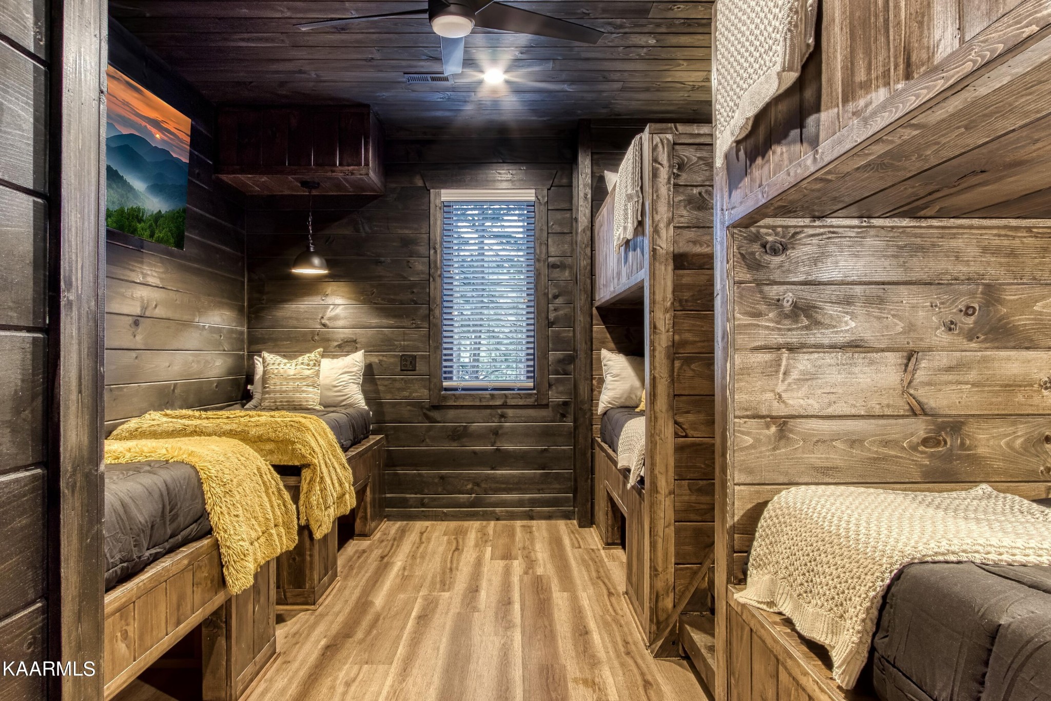 2012 Bluff Mountain Road Sevierville, TN 37876 - Photo 35 of 40 Gallery Image 35