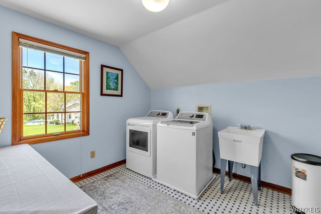 8965 Hickory Meadows Road Boston, NY 14025 - Photo 32 of 49 Laundry room - 2nd floor