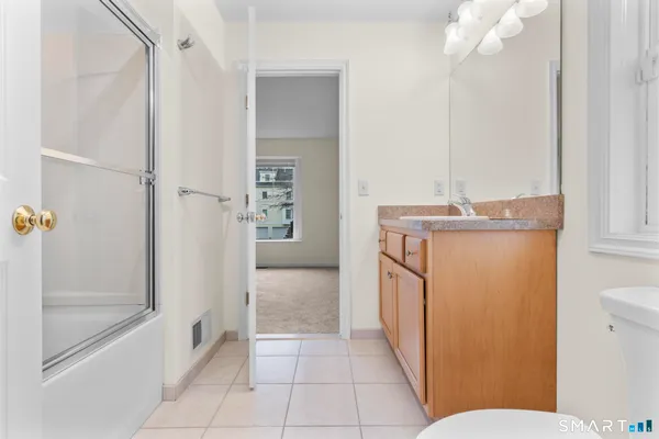 $3,100 | 15 West Main Street, Unit I101, Norwalk, CT 06851