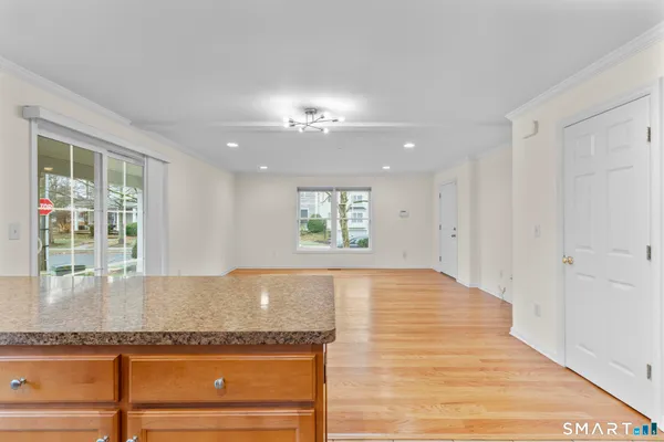 $3,100 | 15 West Main Street, Unit I101, Norwalk, CT 06851