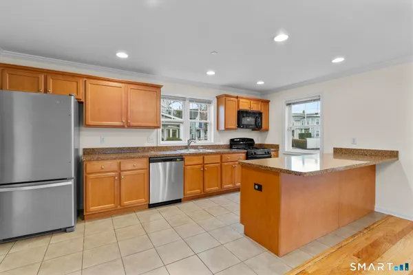 $3,100 | 15 West Main Street, Unit I101, Norwalk, CT 06851