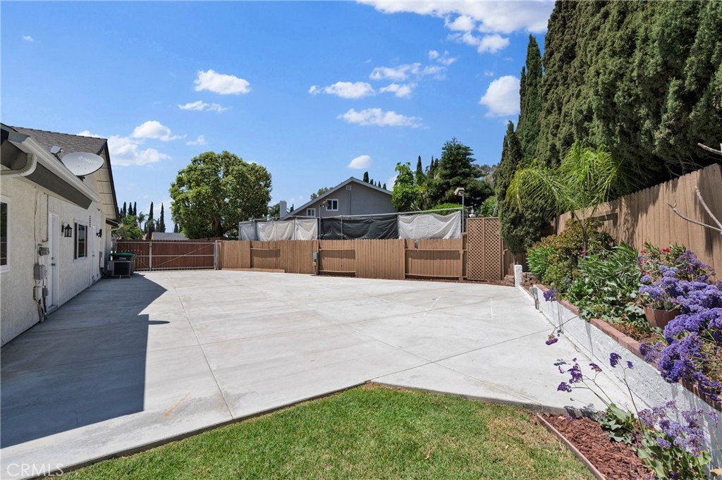 4829 East Kenyon Place Orange, CA 92869 - Photo 38 of 42 a view of a backyard