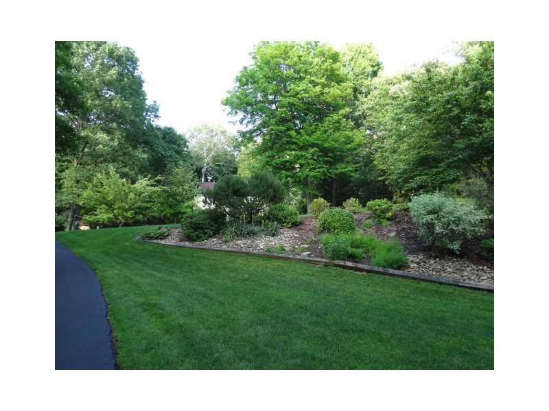 144 Witherow Road Bell Acres, PA 15143 - Photo 17 of 21 Yard/Garden.