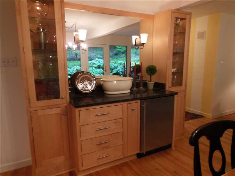 144 Witherow Road Bell Acres, PA 15143 - Photo 6 of 21 Kitchen.