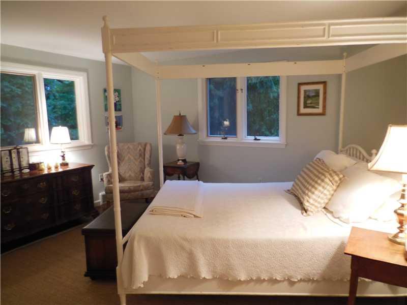 144 Witherow Road Bell Acres, PA 15143 - Photo 8 of 21 Master Bedroom.