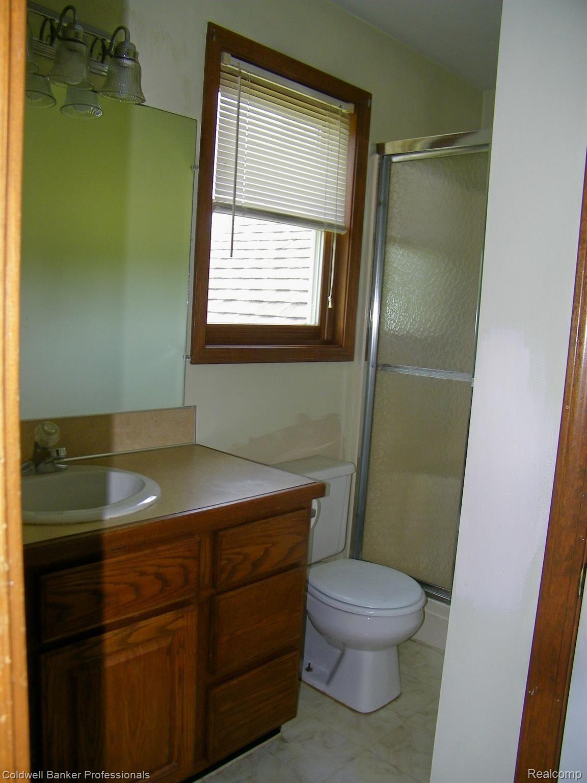 1907 North Branch Road North Branch, MI 48461 - Photo 13 of 23 100_0162.jpg