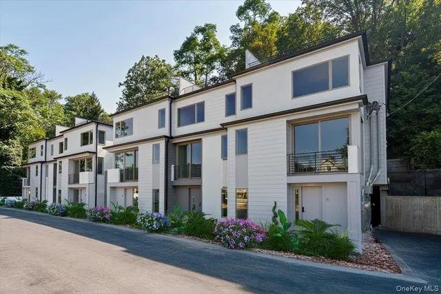 $1,363,000 | 1 Nodine Street, Unit 1, Hastings-on-Hudson, NY 10706