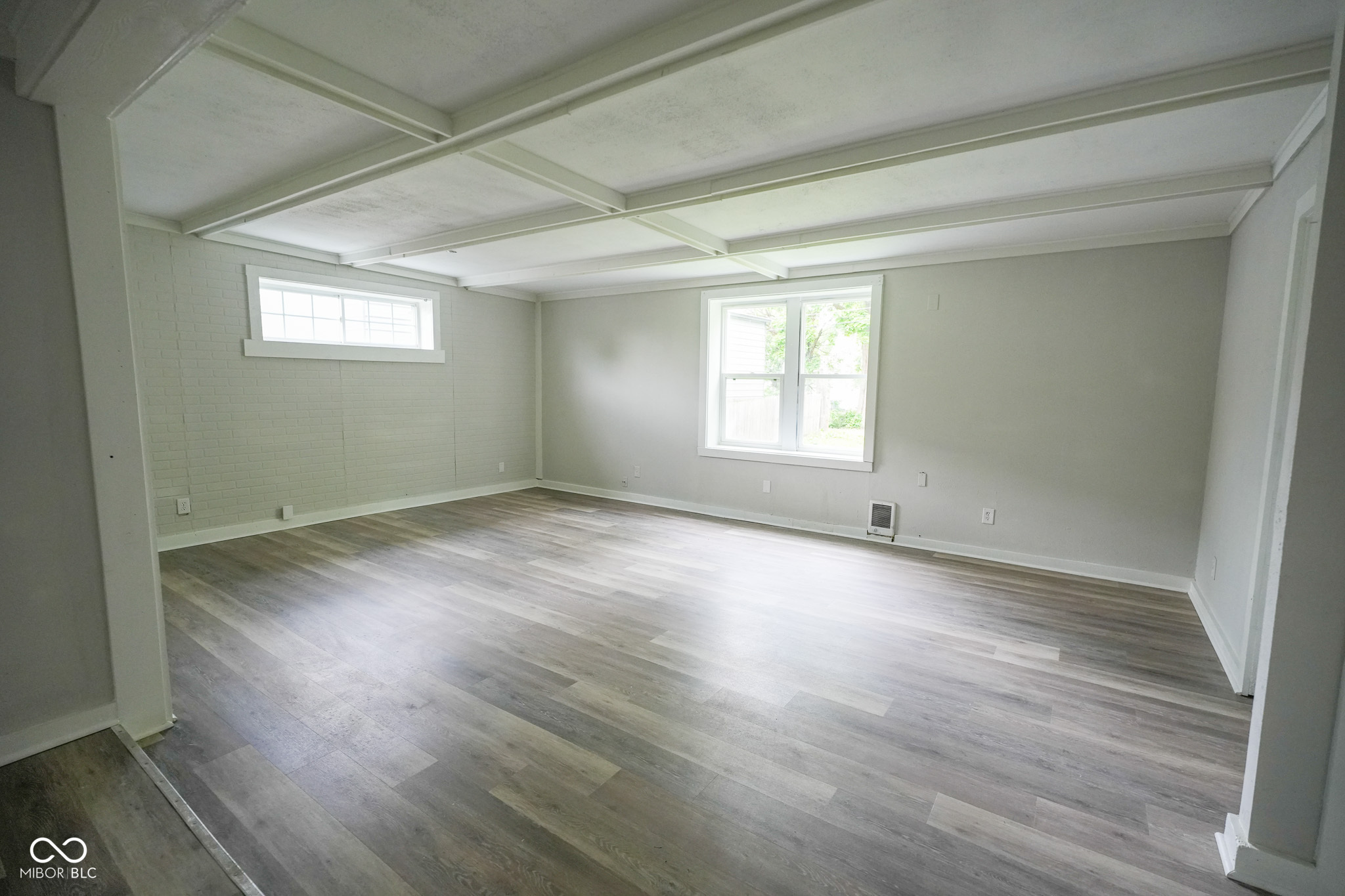 2417 Pearl Street Anderson, IN 46016 - Photo 4 of 36