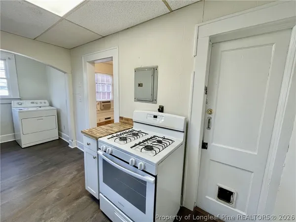 $949 | 117 Woodside Avenue, Unit 117, Fayetteville, NC 28301