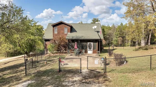 $692,000 | 130 Rolling Hills Drive, Washington, MO 63090