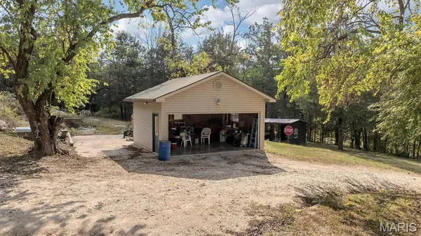 $692,000 | 130 Rolling Hills Drive, Washington, MO 63090