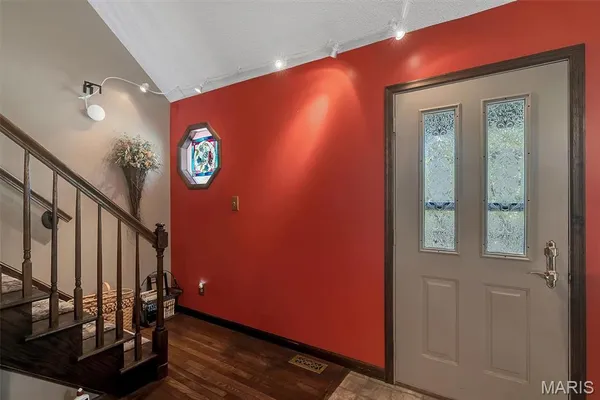 $692,000 | 130 Rolling Hills Drive, Washington, MO 63090