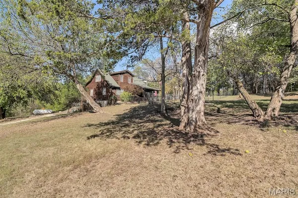 $692,000 | 130 Rolling Hills Drive, Washington, MO 63090