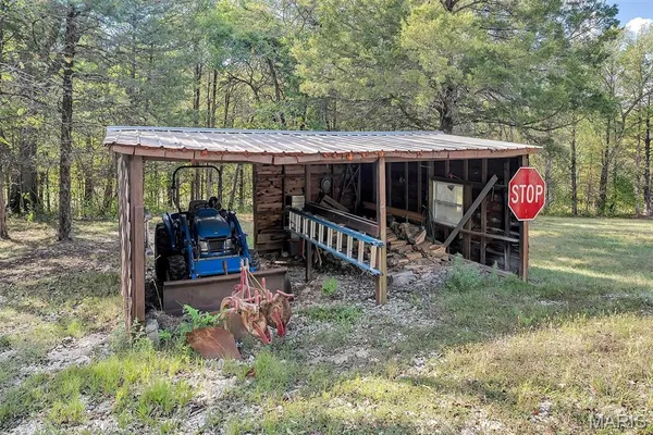 $692,000 | 130 Rolling Hills Drive, Washington, MO 63090