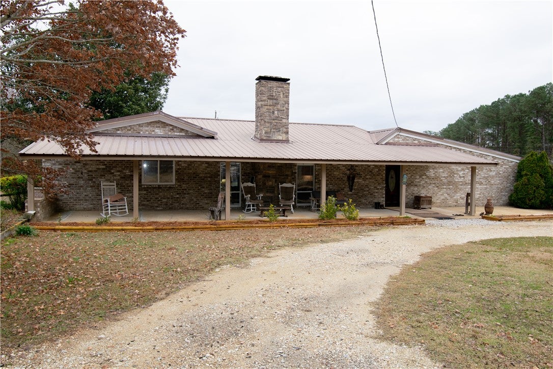 1555 Pear Tree Road Waverly, AL 36879 - Photo 1 of 45 Front of house