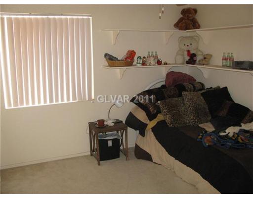 5965 Crumbling Ridge Street Henderson, NV 89011 - Photo 20 of 25 Bedroom.