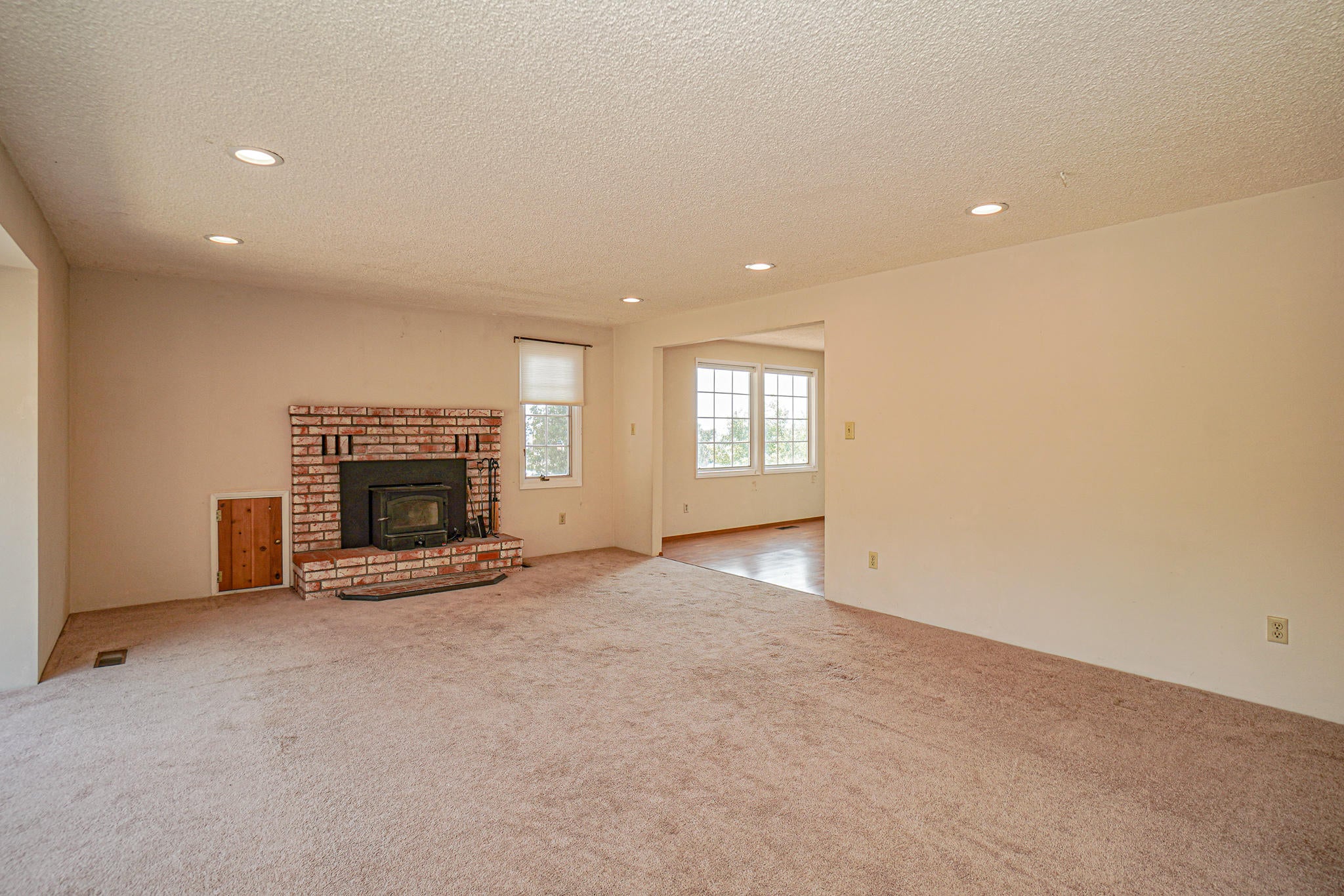 3632 Willow Springs Road Central Point, OR 97502 - Photo 6 of 36 h6