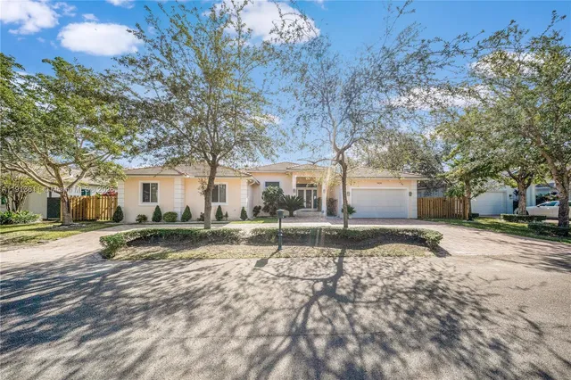 $1,900,000 | 9424 Southwest 123rd Terrace, Miami, FL 33176