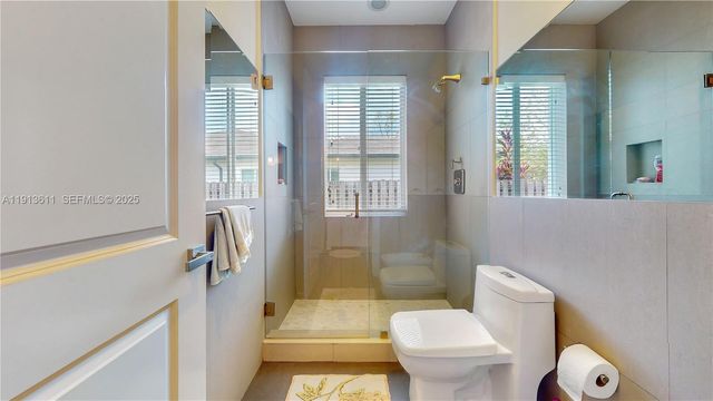 $1,800,000 | 9424 Southwest 123rd Terrace, Miami, FL 33176