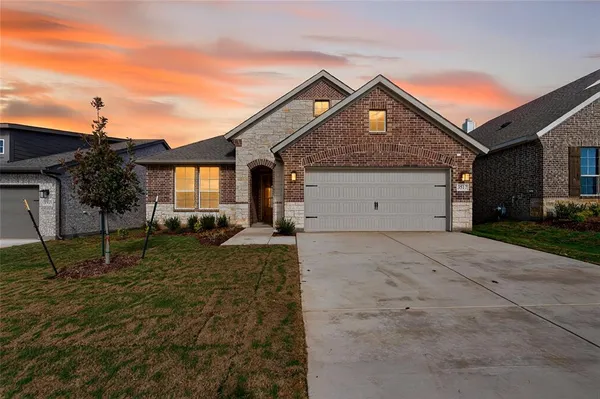 $334,900 | 3517 Helena Street, Gainesville, TX 76240