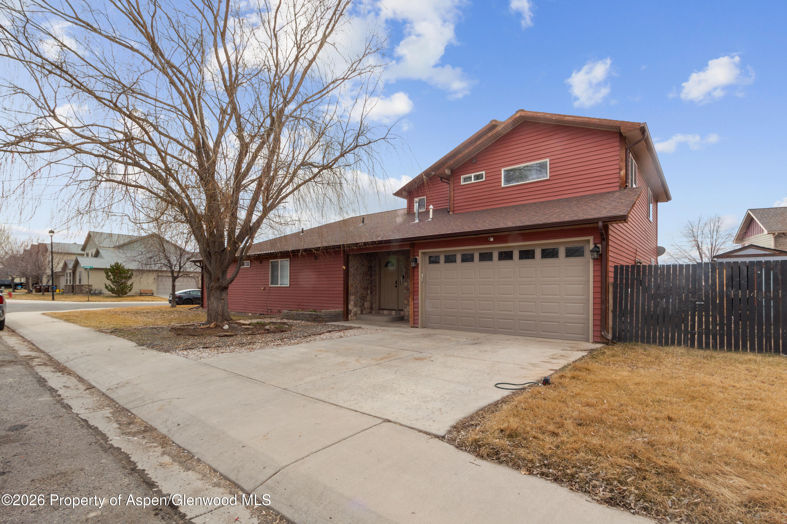 837 East 17th Street Rifle, CO 81650 - Photo 1 of 21 IMG_4117