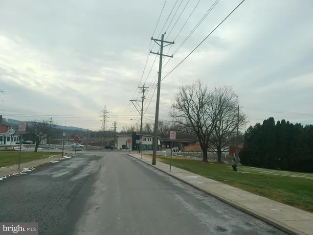 $166,900 | 16 West Hale Street, Lewistown, PA 17044