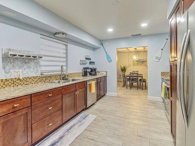 5151 Duhme Road St. Petersburg, FL 33708 - Photo 5 of 55