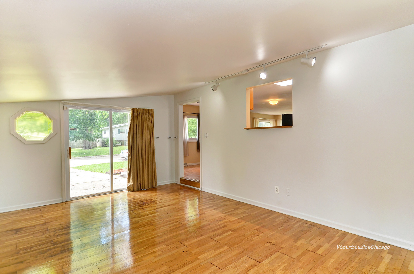 36 Hampton Road Montgomery, IL 60538 - Photo 14 of 25 Gallery Image 14